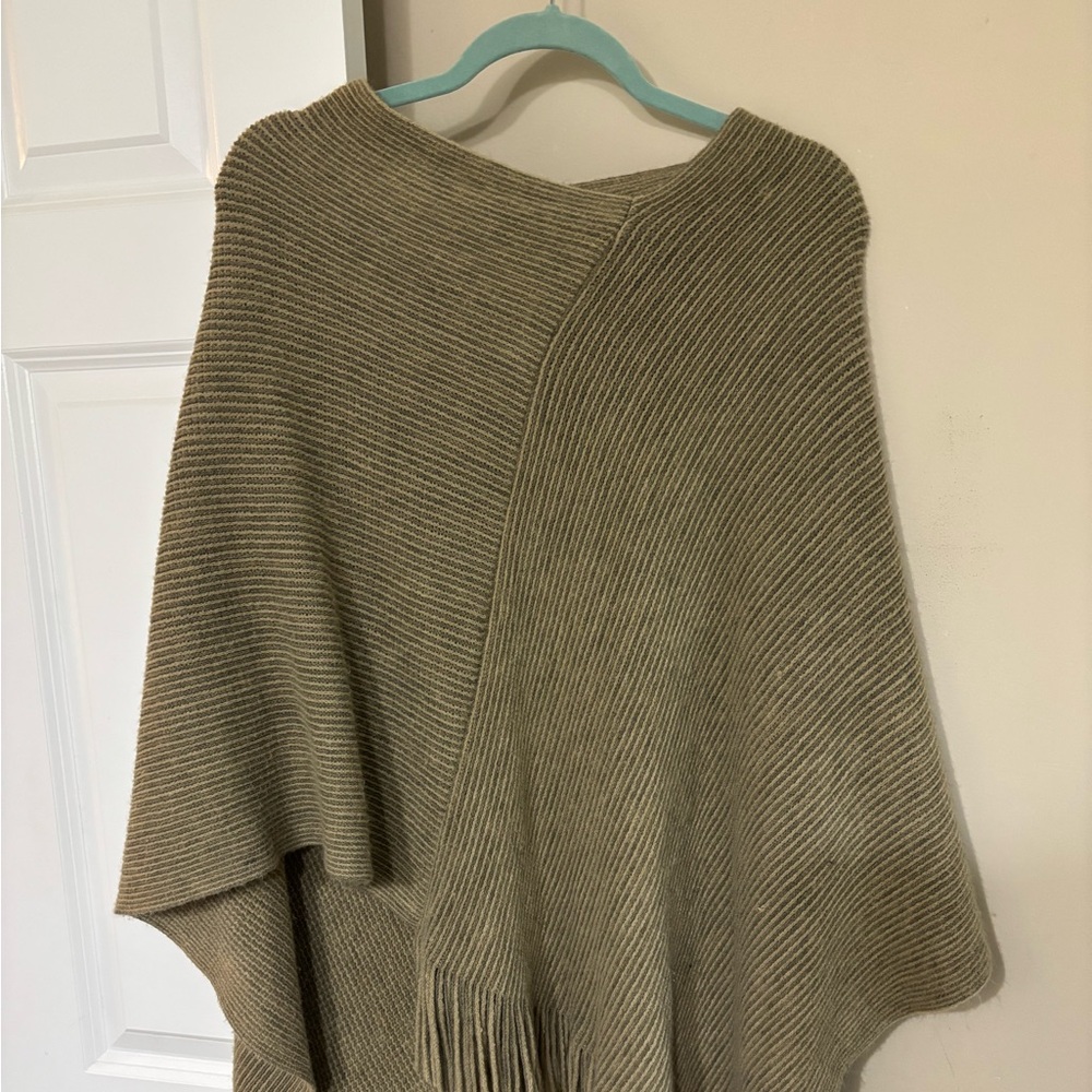 Sweater poncho